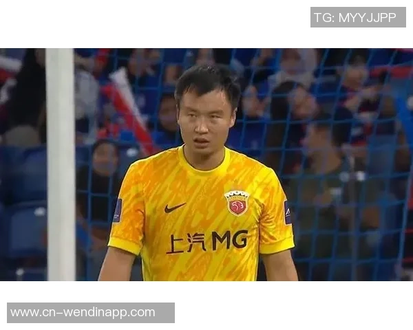 柔佛后卫与陈威赛后闲聊回顾48脚打门的精彩对决 柔佛后卫与陈威赛后闲聊回顾48脚打门的精彩对决